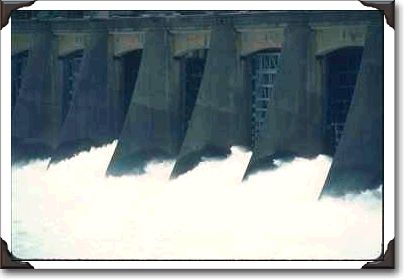 Columbia River, Bonneville Dam, First Spillway