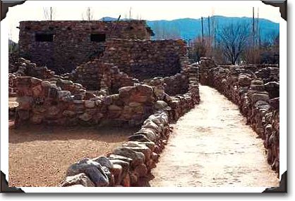 Central corridor to Besh-Ba-Gowah ruins, city of Globe
